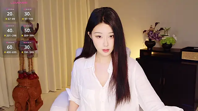 Lucky-baby online show from June 2026 01:44:02 PM