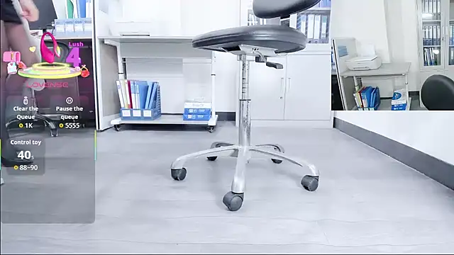 Snapshot of Cheryl_106 chatting on January 2026 02:37:01 AM Cheryl 106 online show from January 2026 02:37:01 AM