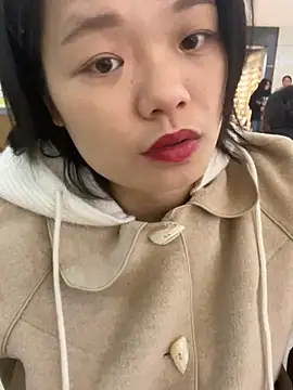 Snapshot of Bella0815 chatting on February 2025 07:39:02 AM Bella0815 online show from February 2025 07:39:02 AM