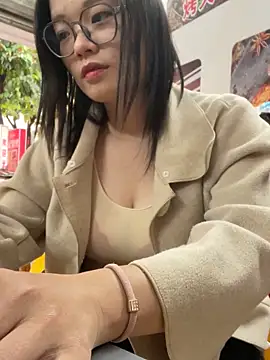 Bella0815 online show from December 2025 09:03:02 AM