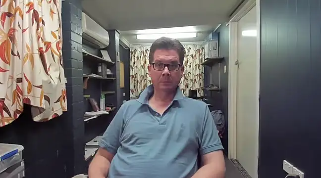 Snapshot of tilobinder chatting on March 2025 01:25:02 PM tilobinder online show from March 2025 01:25:02 PM