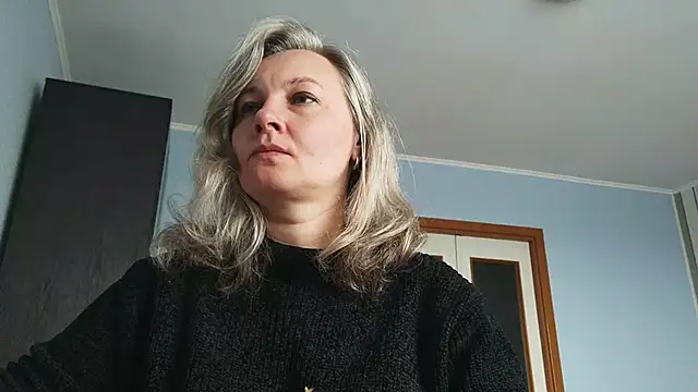 EdithManning online show from April 2026 06:33:02 AM