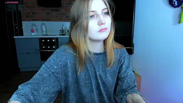 princessaalicc online show from March 2025 04:44:01 PM