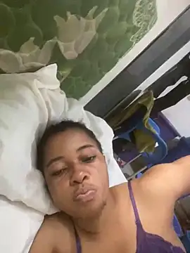 AkuaGifty online show from December 2024 08:33:02 AM