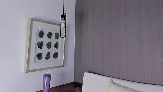 DRACARYSS  online show from February 2025 01:10:02 PM