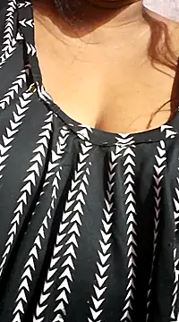 Snapshot of Hot-Anuska chatting on February 2025 12:34:01 PM Hot-Anuska online show from February 2025 12:34:01 PM