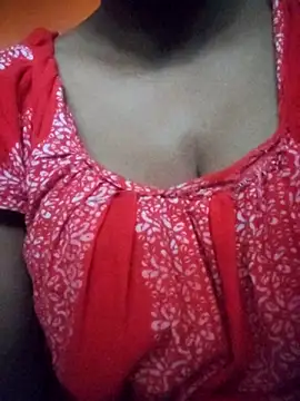 Snapshot of Hot-Anuska chatting on October 2025 12:47:01 AM Hot-Anuska online show from October 2025 12:47:01 AM