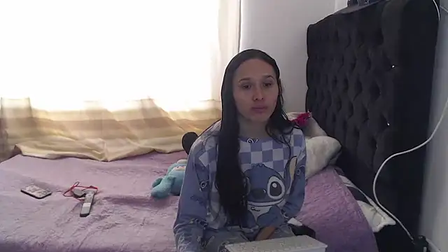 Snapshot of Kitty_and_jake chatting on November 2025 05:04:01 PM Kitty and jake online show from November 2025 05:04:01 PM