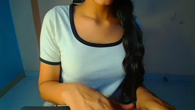 Chandani-Love online show from May 2026 05:01:02 AM