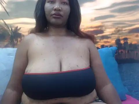Snapshot of chubbydoll122 chatting on May 2026 04:59:01 PM chubbydoll122 online show from May 2026 04:59:01 PM