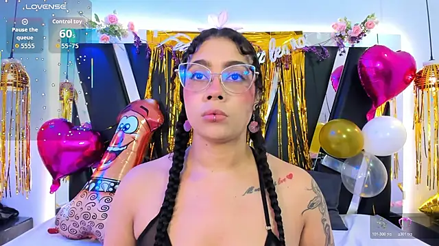 antonelllepiercee online show from February 2026 11:28:02 AM