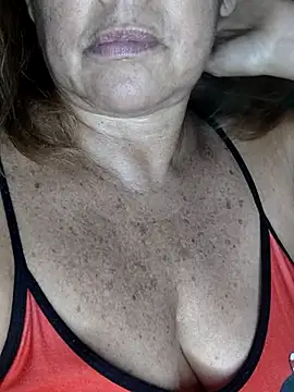 Kasandra Ho online show from November 2025 01:33:02 AM