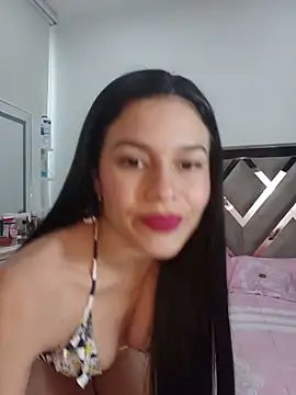 Snapshot of CorinaSmith28 chatting on June 2026 09:15:01 PM CorinaSmith28 online show from June 2026 09:15:01 PM