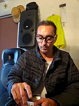 Snapshot of Pumpndeep chatting on October 2025 06:56:01 PM Pumpndeep online show from October 2025 06:56:01 PM