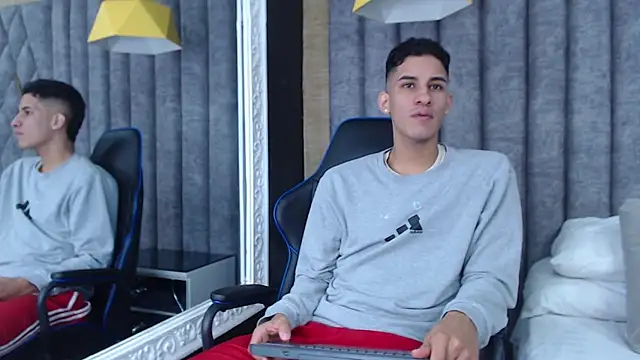 JakeMoxley online show from February 2025 12:49:01 PM