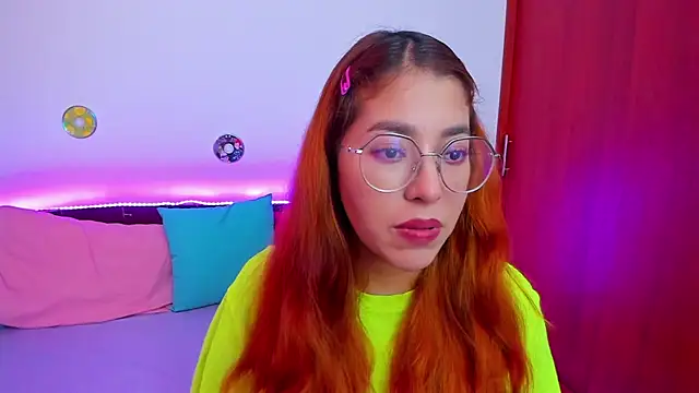  Moon Johnson online show from September 2025 12:54:01 AM