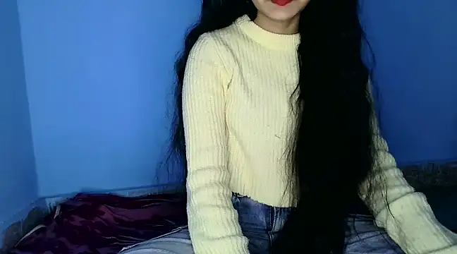 Snapshot of SUZY_FROMUS chatting on January 2025 04:57:01 PM SUZY FROMUS online show from January 2025 04:57:01 PM