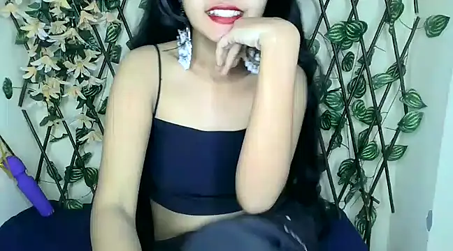 Snapshot of SUZY_FROMUS chatting on February 2025 08:13:01 PM SUZY FROMUS online show from February 2025 08:13:01 PM