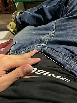 Snapshot of kauanzinhoofc chatting on December 2024 03:28:02 PM kauanzinhoofc online show from December 2024 03:28:02 PM