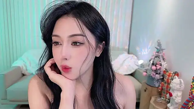 Snapshot of K-moumou chatting on December 2024 08:28:02 PM K-moumou online show from December 2024 08:28:02 PM