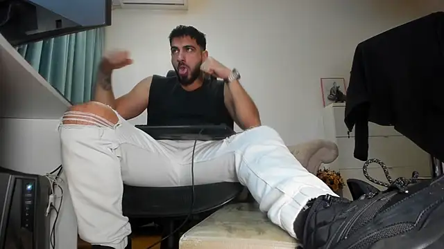 Snapshot of welcometo_hell chatting on September 2025 04:57:02 AM welcometo hell online show from September 2025 04:57:02 AM