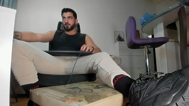 Snapshot of welcometo_hell chatting on September 2025 05:18:01 PM welcometo hell online show from September 2025 05:18:01 PM