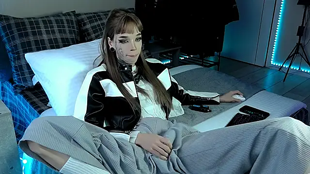 Tanya M online show from December 2024 12:12:02 PM