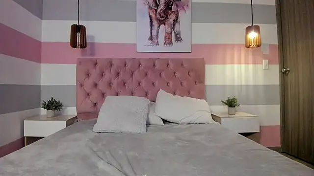 Snapshot of Carol_Pinter chatting on February 2025 04:36:01 PM Carol Pinter online show from February 2025 04:36:01 PM