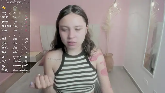 Snapshot of Carol_Pinter chatting on February 2025 04:24:02 AM Carol Pinter online show from February 2025 04:24:02 AM