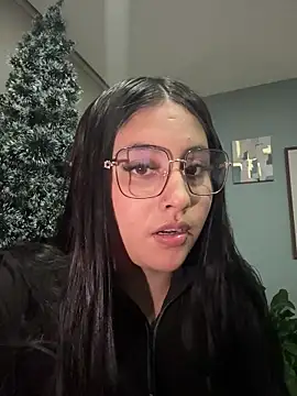 Annie9  online show from December 2025 03:57:01 AM