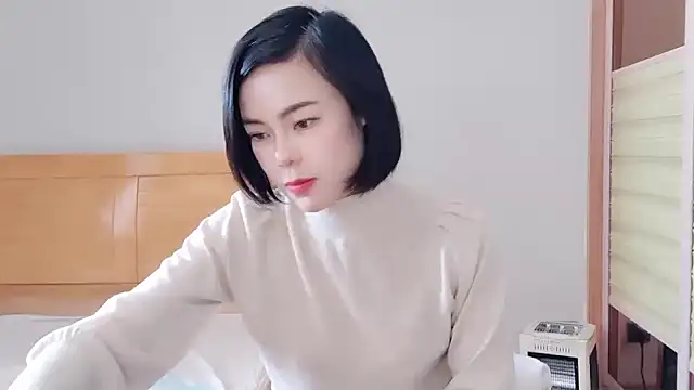 Linda-LL online show from February 2025 06:19:01 AM