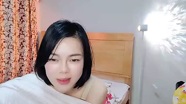 Linda-LL online show from February 2025 09:56:01 AM