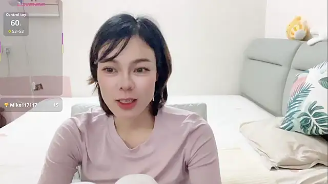 Snapshot of Linda-LL chatting on April 2026 10:54:01 AM Linda-LL online show from April 2026 10:54:01 AM