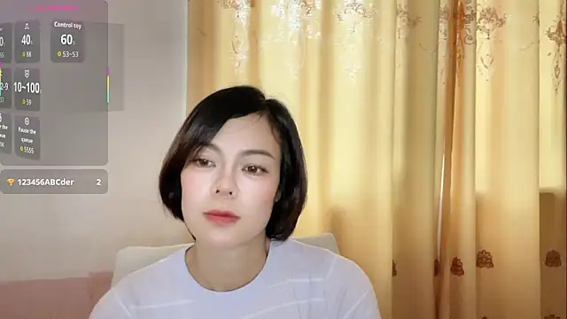 Snapshot of Linda-LL chatting on May 2026 07:26:01 AM Linda-LL online show from May 2026 07:26:01 AM