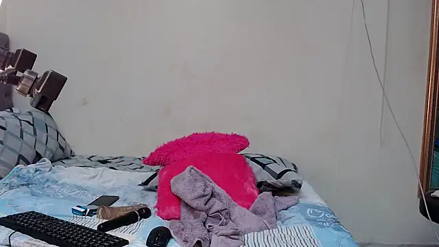 Snapshot of SHANTYBABE chatting on December 2024 11:33:02 PM SHANTYBABE online show from December 2024 11:33:02 PM