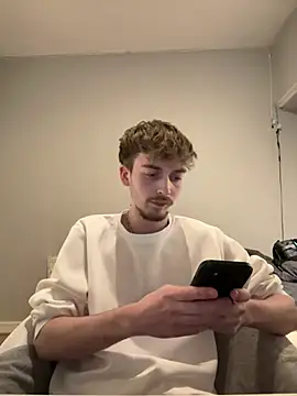 plumboyee online show from December 2024 09:33:01 PM