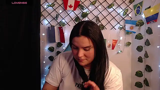 Snapshot of Nika_1_ chatting on June 2026 03:31:02 AM Nika 1 online show from June 2026 03:31:02 AM