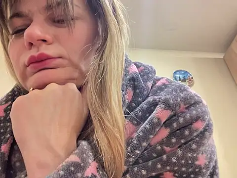 SkyAdelina241 online show from January 2025 10:37:01 PM