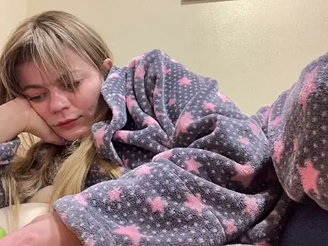 SkyAdelina241 online show from February 2025 09:29:02 PM