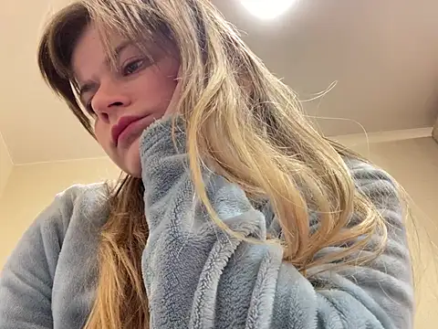 SkyAdelina241 online show from February 2025 05:45:01 PM