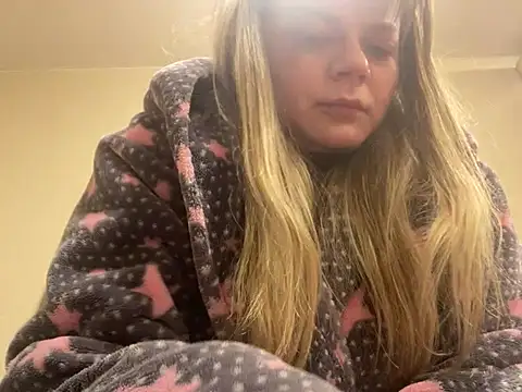 SkyAdelina241 online show from February 2025 07:42:01 PM