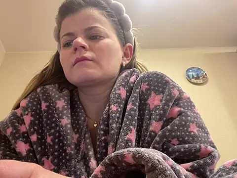 SkyAdelina241 online show from February 2025 01:27:01 PM