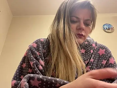 SkyAdelina241 online show from February 2025 09:25:02 PM