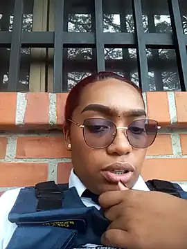 Cinnamon-Skin online show from January 2025 04:35:01 PM