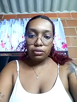 Cinnamon-Skin online show from January 2025 11:08:01 PM