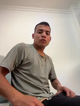 stiven-p23 online show from May 2026 09:31:02 PM