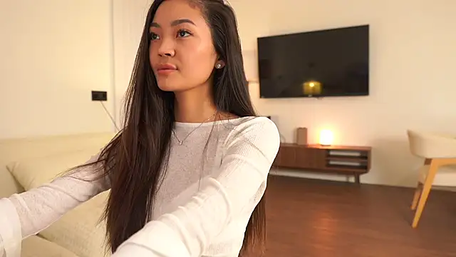 Peopleneedlove144 online show from September 2025 02:21:01 PM