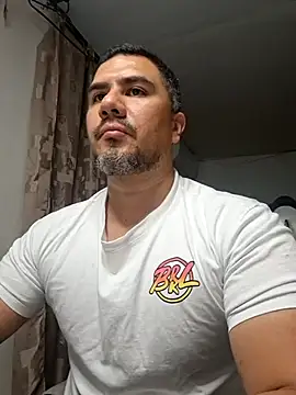 Snapshot of pob_cam chatting on September 2025 03:36:01 PM pob cam online show from September 2025 03:36:01 PM