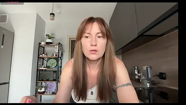 Snapshot of jainesummer chatting on July 2026 01:38:01 PM jainesummer online show from July 2026 01:38:01 PM