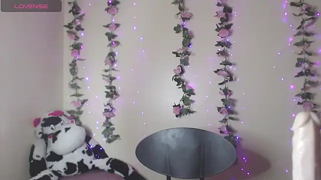 Saloome- online show from April 2026 10:40:01 PM